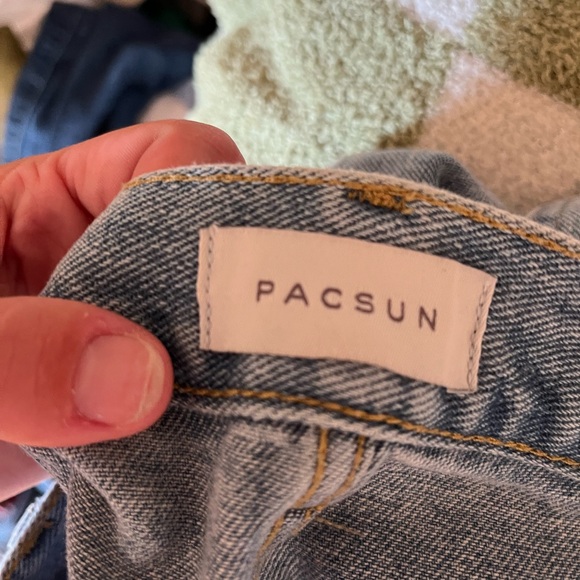 PACSUN asymmetrical Dad jeans - Picture 4 of 4